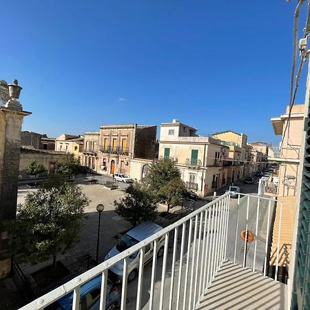 Casa Crispi Ξενοδοχείο Νότο Εξωτερικό φωτογραφία