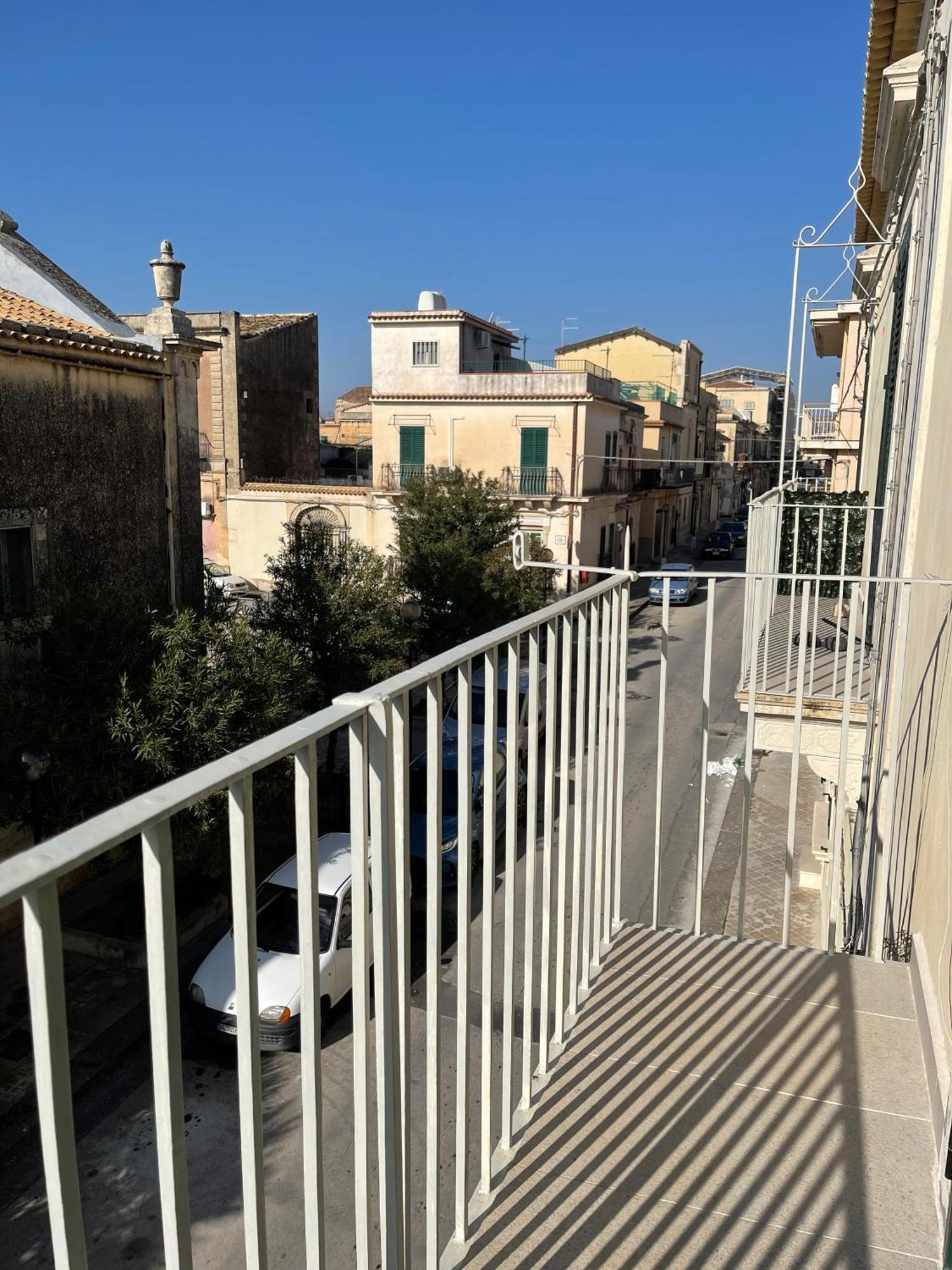Casa Crispi Ξενοδοχείο Νότο Εξωτερικό φωτογραφία